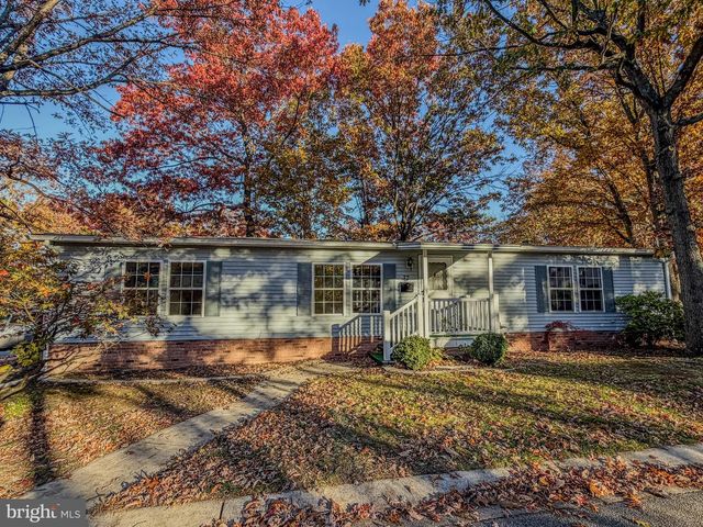 37 LOFT MOUNTAIN DR, Sicklerville, NJ 08081