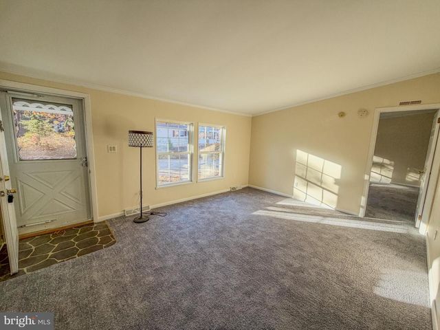 37 LOFT MOUNTAIN DR, Sicklerville, NJ 08081