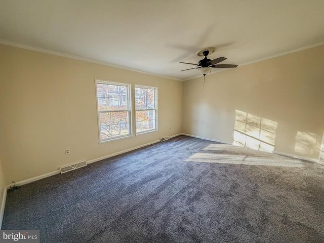 37 LOFT MOUNTAIN DR, Sicklerville, NJ 08081