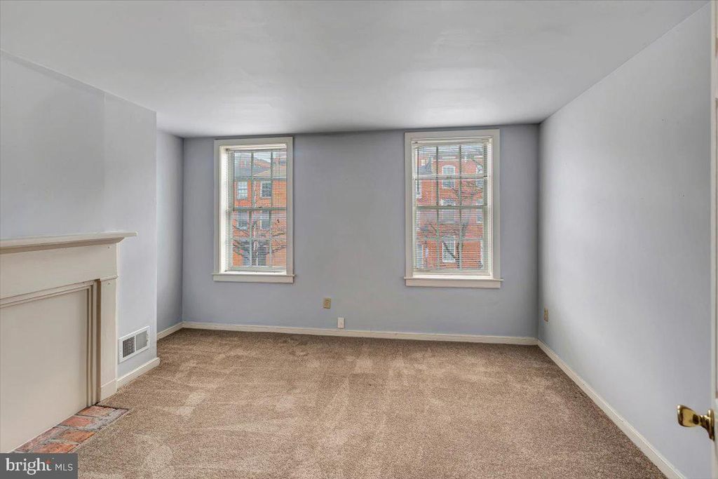 Image 12 of property listing at 659 PORTLAND ST, Baltimore, MD 21230