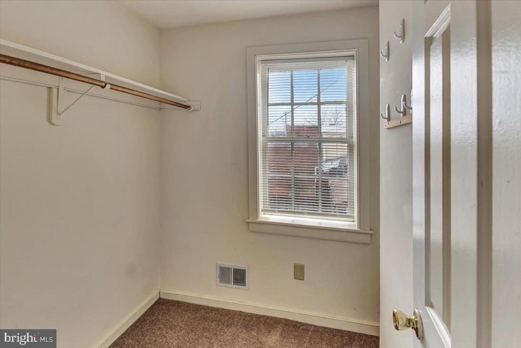 Image 16 of property listing at 659 PORTLAND ST, Baltimore, MD 21230