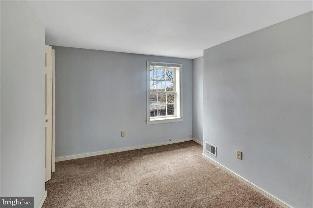 Image 20 of property listing at 659 PORTLAND ST, Baltimore, MD 21230