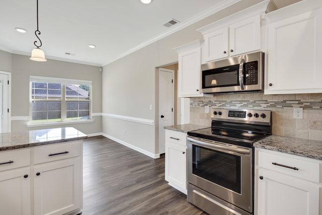 200 HEDGE ROSE BLVD, Somerville, TN 38068