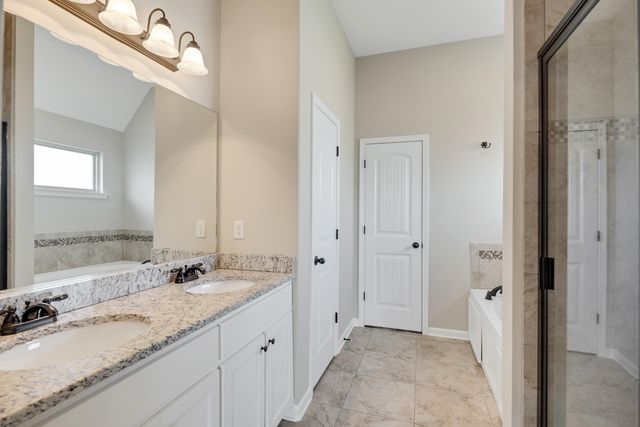 200 HEDGE ROSE BLVD, Somerville, TN 38068