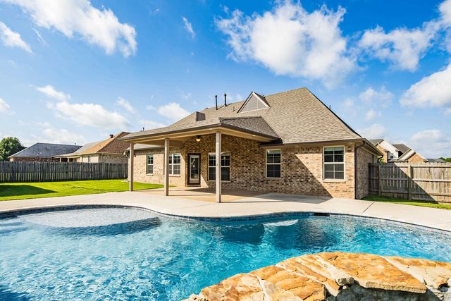 200 HEDGE ROSE BLVD, Somerville, TN 38068