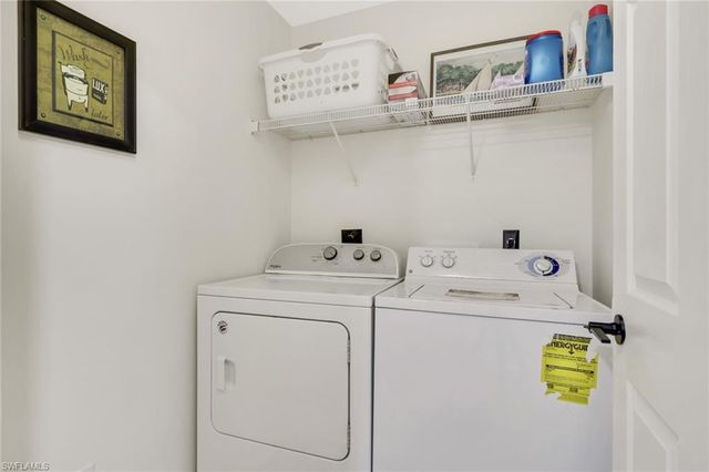 9723 Heatherstone Lake CT # 3, Estero, FL 33928