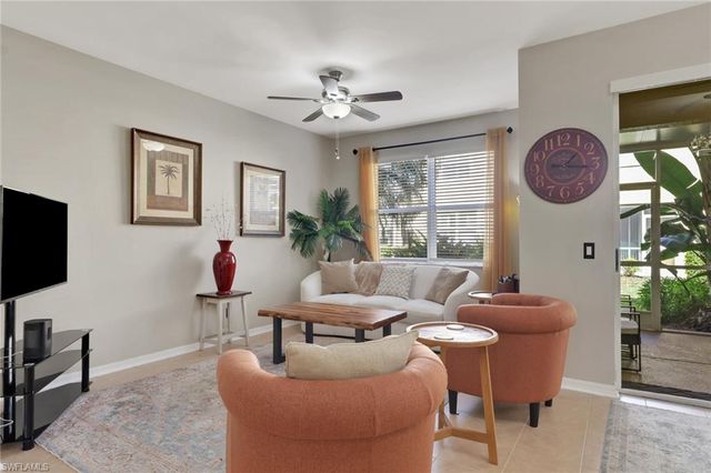 9723 Heatherstone Lake CT # 3, Estero, FL 33928