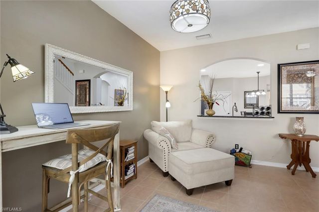 9723 Heatherstone Lake CT # 3, Estero, FL 33928