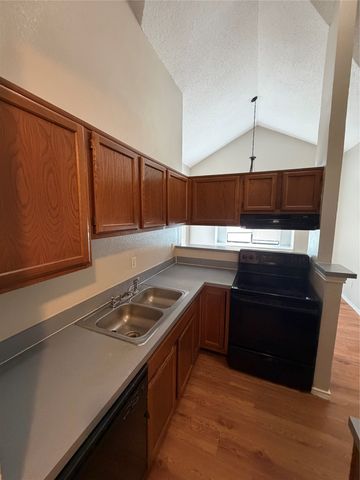 4122 Cochise Drive, Balch Springs, TX 75180
