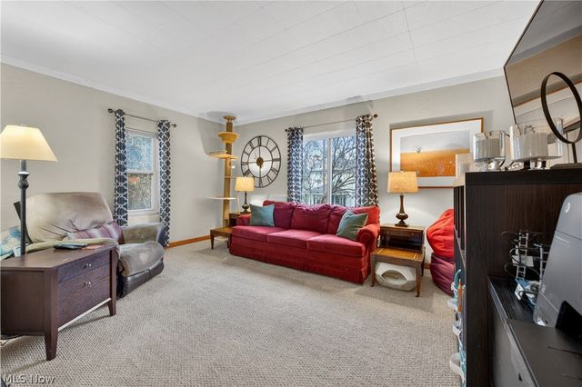 30 22nd Street NW, Barberton, OH 44203