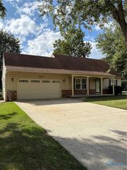 29987 Pemberville Road, Millbury, OH 43447