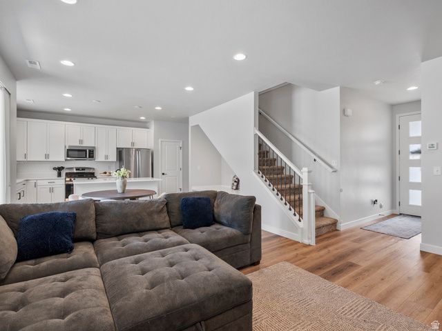 3062 S 2425 W, Syracuse, UT 84075