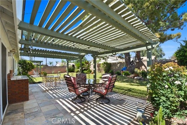 1303 W Greenhaven, San Dimas, CA 91773