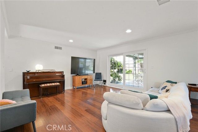 1303 W Greenhaven, San Dimas, CA 91773