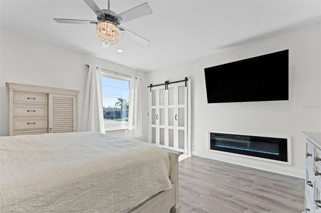 7811 1ST AVENUE S, St Petersburg, FL 33707