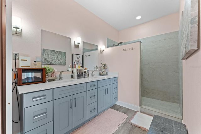 7811 1ST AVENUE S, St Petersburg, FL 33707