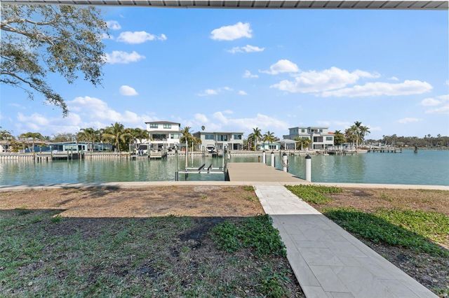 7811 1ST AVENUE S, St Petersburg, FL 33707