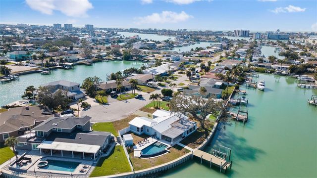 7811 1ST AVENUE S, St Petersburg, FL 33707