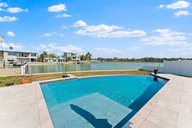 7811 1ST AVENUE S, St Petersburg, FL 33707