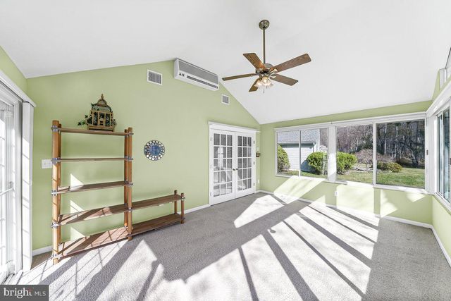 149 INDIGO DR, Mount Laurel, NJ 08054