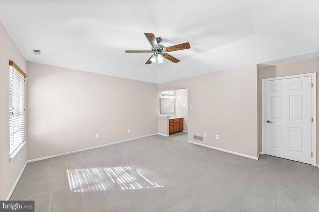 149 INDIGO DR, Mount Laurel, NJ 08054