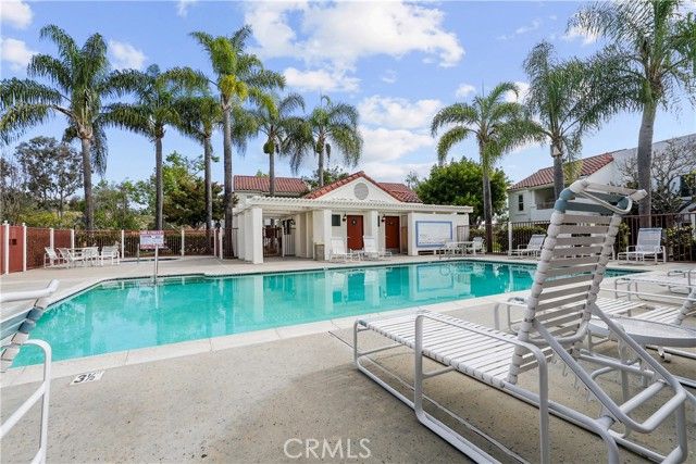 13323 Caminito Ciera, San Diego, CA 92129