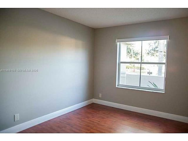 1653 Zenith Way, Weston, FL 33327