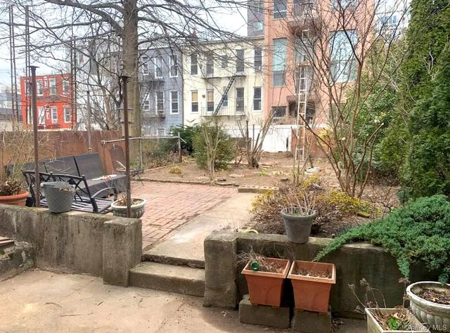 141 Conselyea Street, Brooklyn, NY 11211