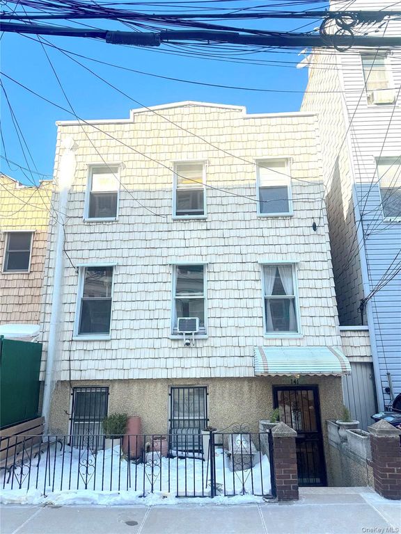 141 Conselyea Street, Brooklyn, NY 11211