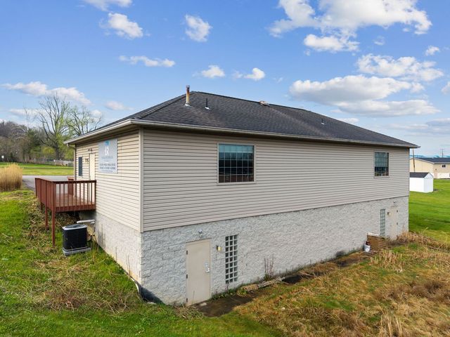 3293 Leechburg ROAD, Lower Burrell, PA 15068