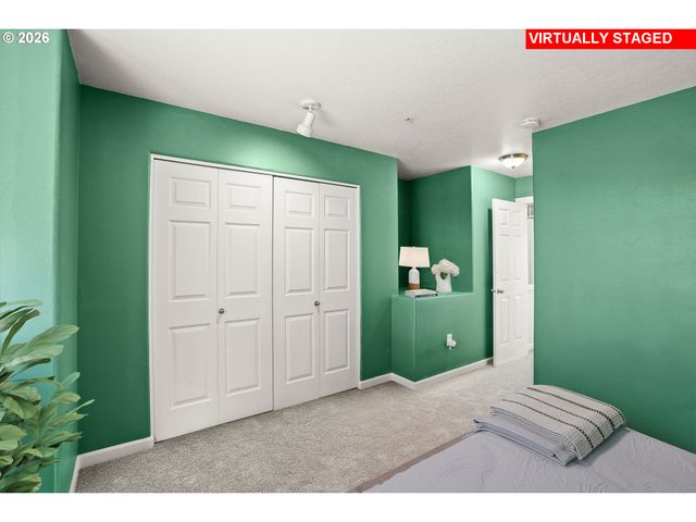 15465 Sw SPARROW Loop 104, Beaverton, OR 97007
