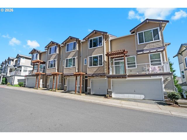 15465 Sw SPARROW Loop 104, Beaverton, OR 97007