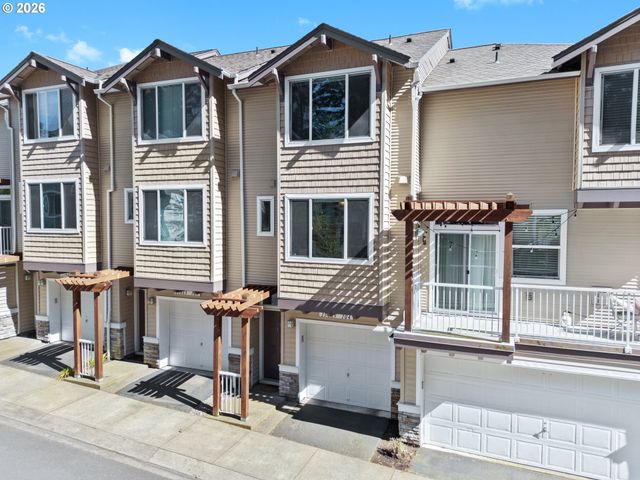 15465 Sw SPARROW Loop 104, Beaverton, OR 97007