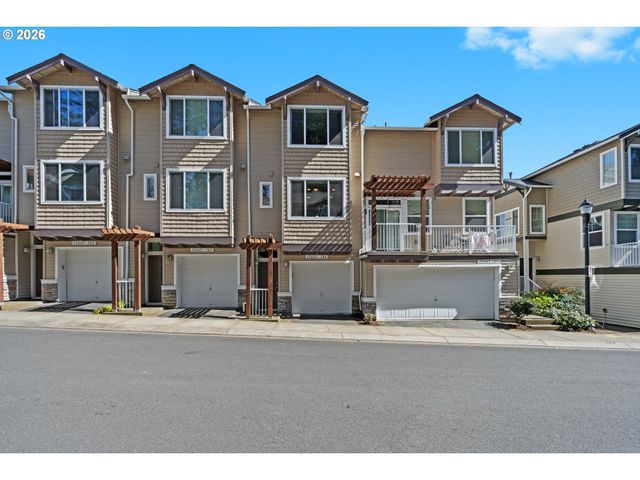 15465 Sw SPARROW Loop 104, Beaverton, OR 97007