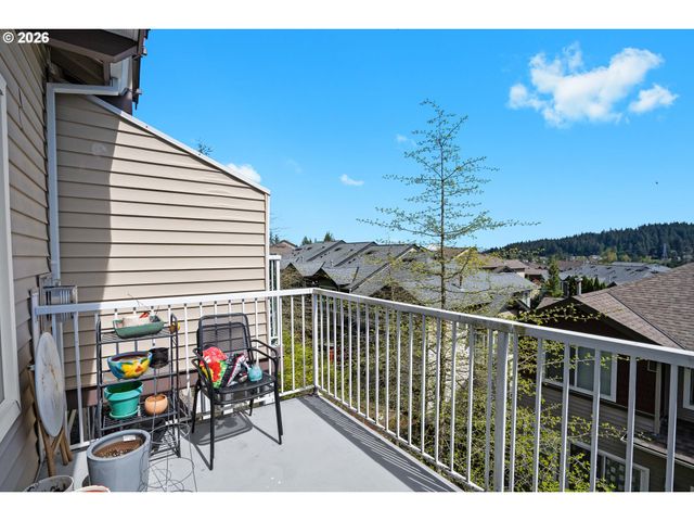 15465 Sw SPARROW Loop 104, Beaverton, OR 97007