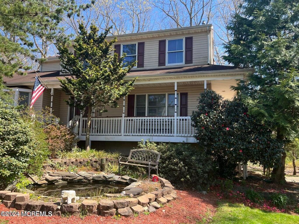 62 S New Prospect Road, Jackson, NJ 08527