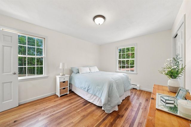 47 Rowell E Road, Brentwood, NH 03833