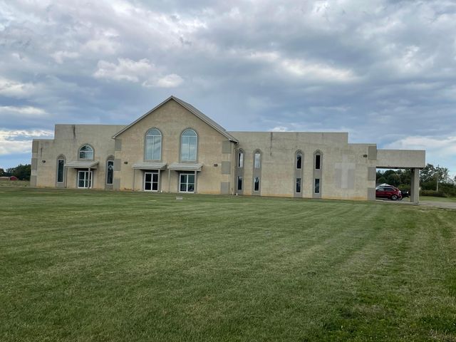 15812 State Route 56 W, Mount Sterling, OH 43143