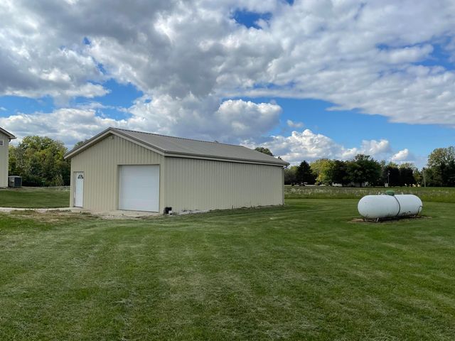 15812 State Route 56 W, Mount Sterling, OH 43143