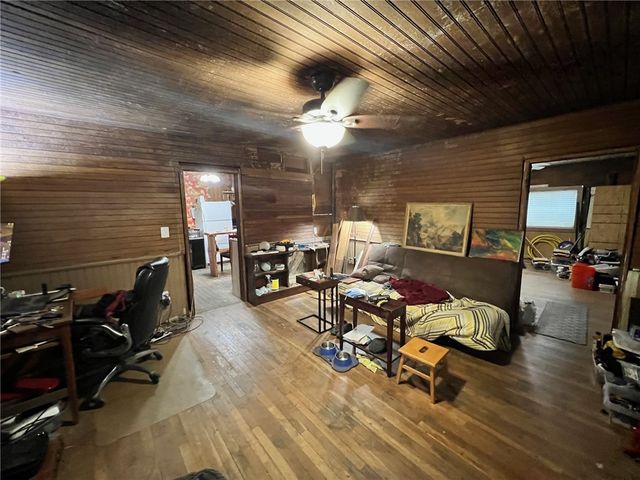 5680 W Tackett Drive, Fayetteville, AR 72704