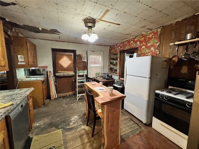 5680 W Tackett Drive, Fayetteville, AR 72704