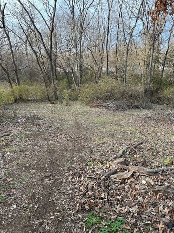 5680 W Tackett Drive, Fayetteville, AR 72704