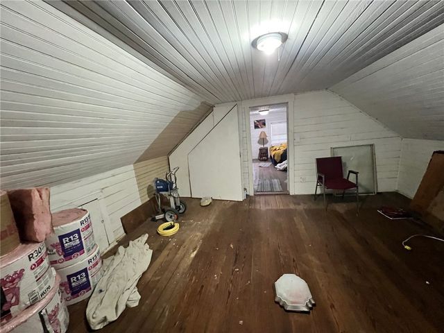 5680 W Tackett Drive, Fayetteville, AR 72704