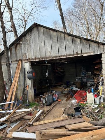 5680 W Tackett Drive, Fayetteville, AR 72704