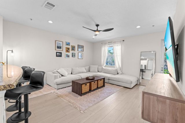 1387 Piazza Delle Pallottole, Boynton Beach, FL 33426