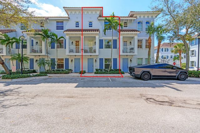 1387 Piazza Delle Pallottole, Boynton Beach, FL 33426