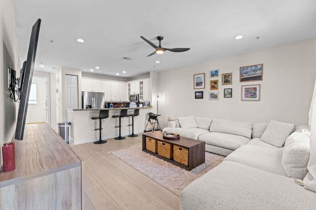 1387 Piazza Delle Pallottole, Boynton Beach, FL 33426