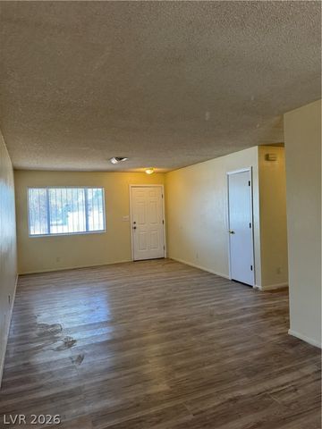 1917 Allen Avenue, Henderson, NV 89011