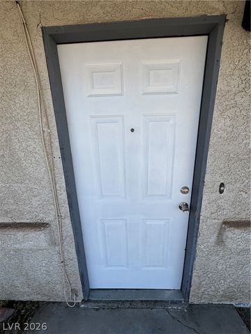 1917 Allen Avenue, Henderson, NV 89011