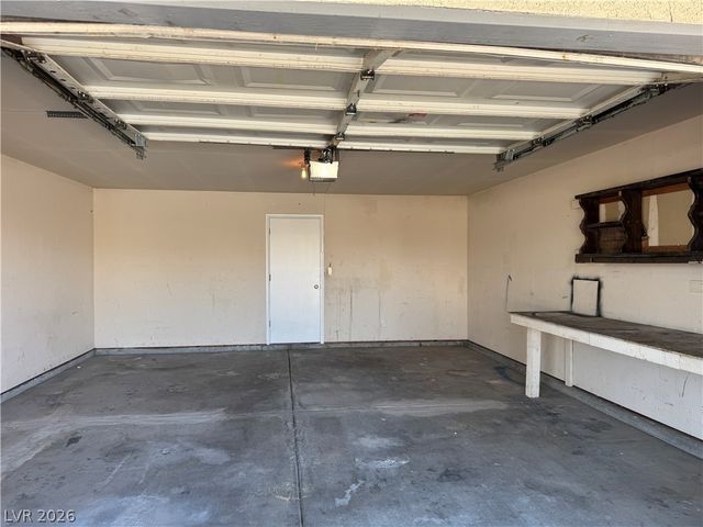 1917 Allen Avenue, Henderson, NV 89011